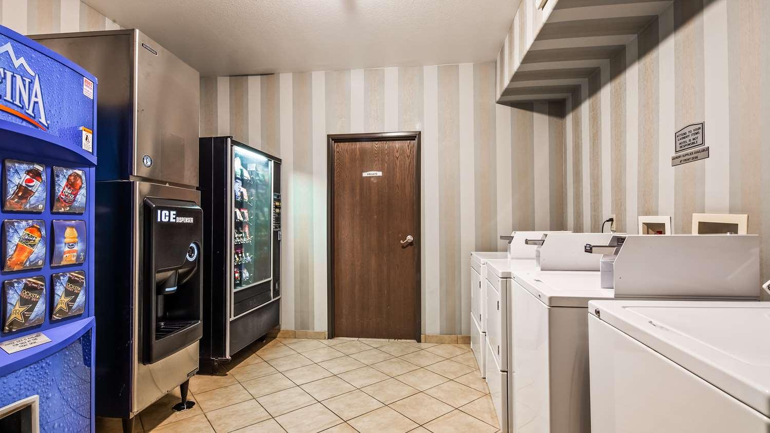 Best Western Plus Main Street Inn Brawley Εξωτερικό φωτογραφία